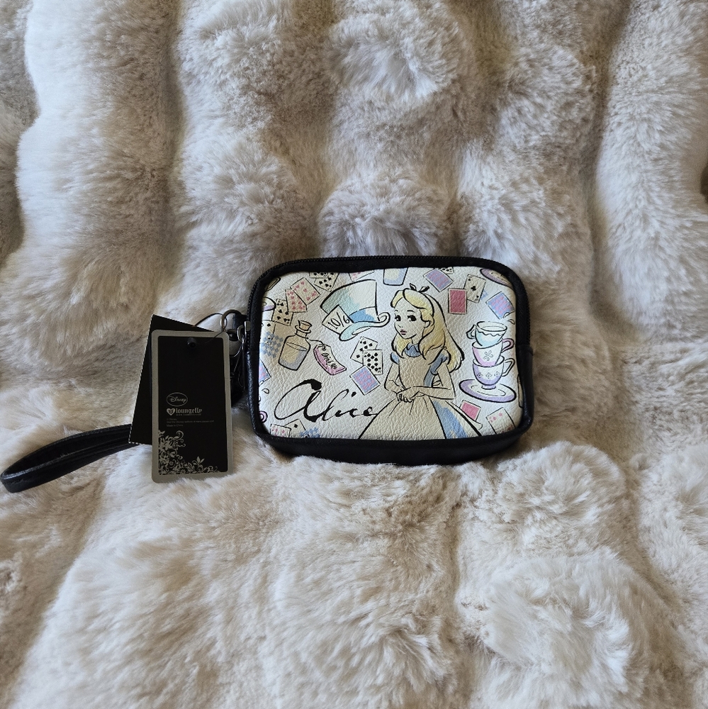 NWT Retro Hot Topic Disney's Alice in Wonderland Double Pocket coin purse